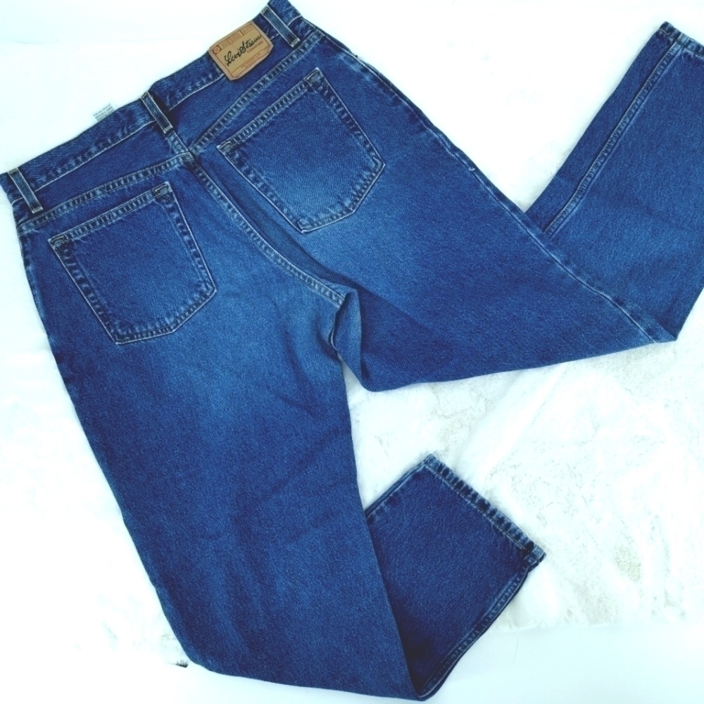 Levi's Women's 16M High Rise Vtg Cotton Mom Pants - Picture 11 of 16